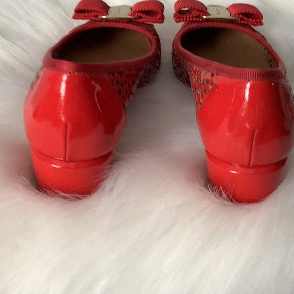⭐️SALVATORE FERRAGAMO Flats - Picture 5 of 11